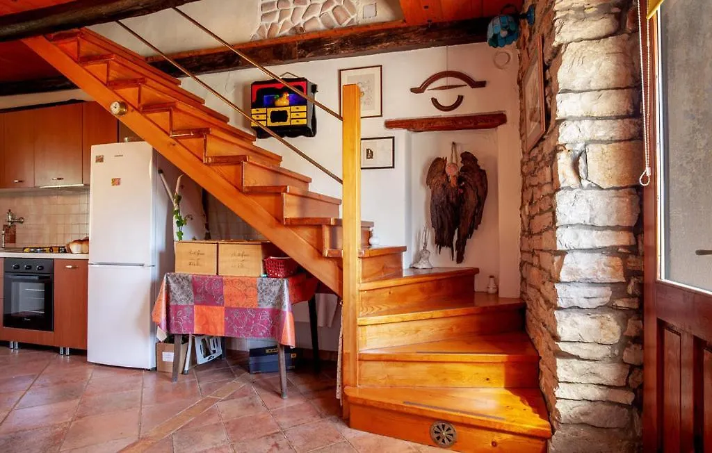 House Raul 1974 Villa Petehi 0*,