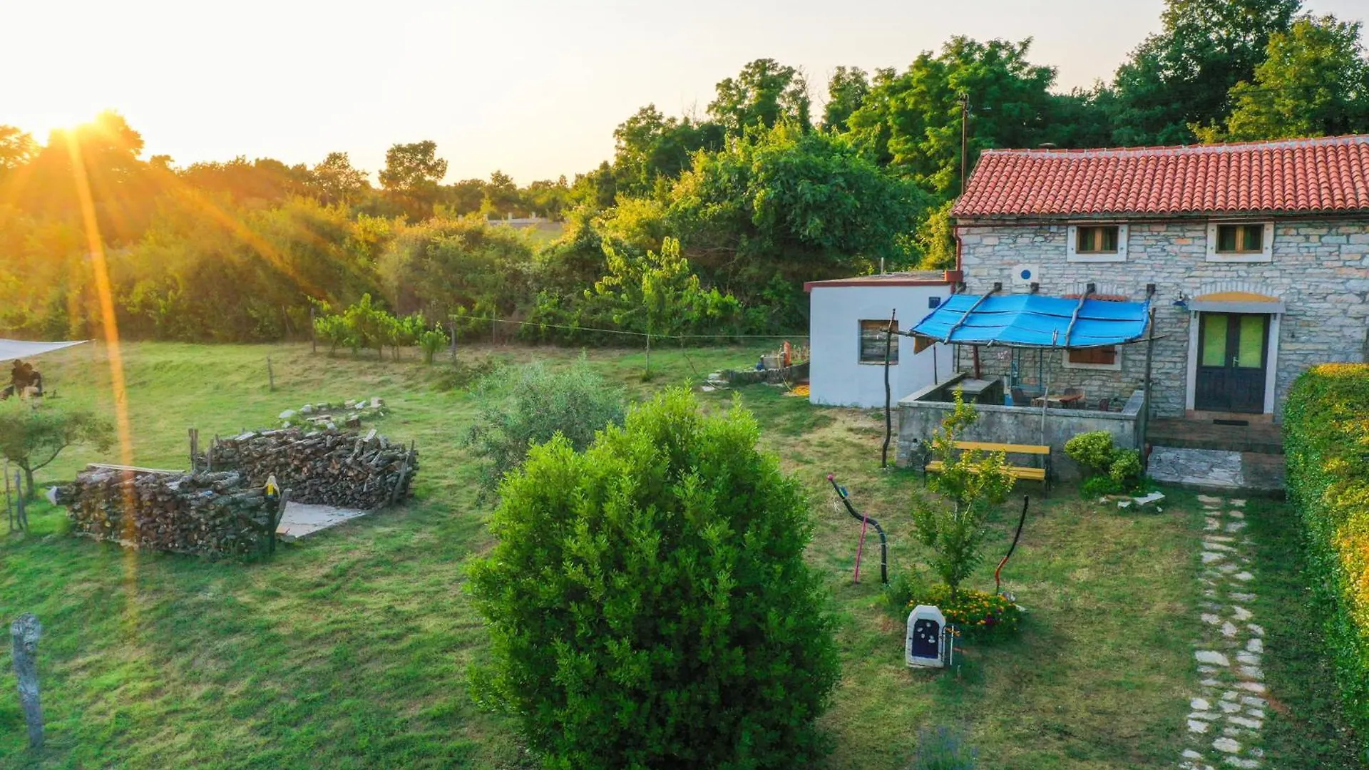 House Raul 1974 Villa Petehi
